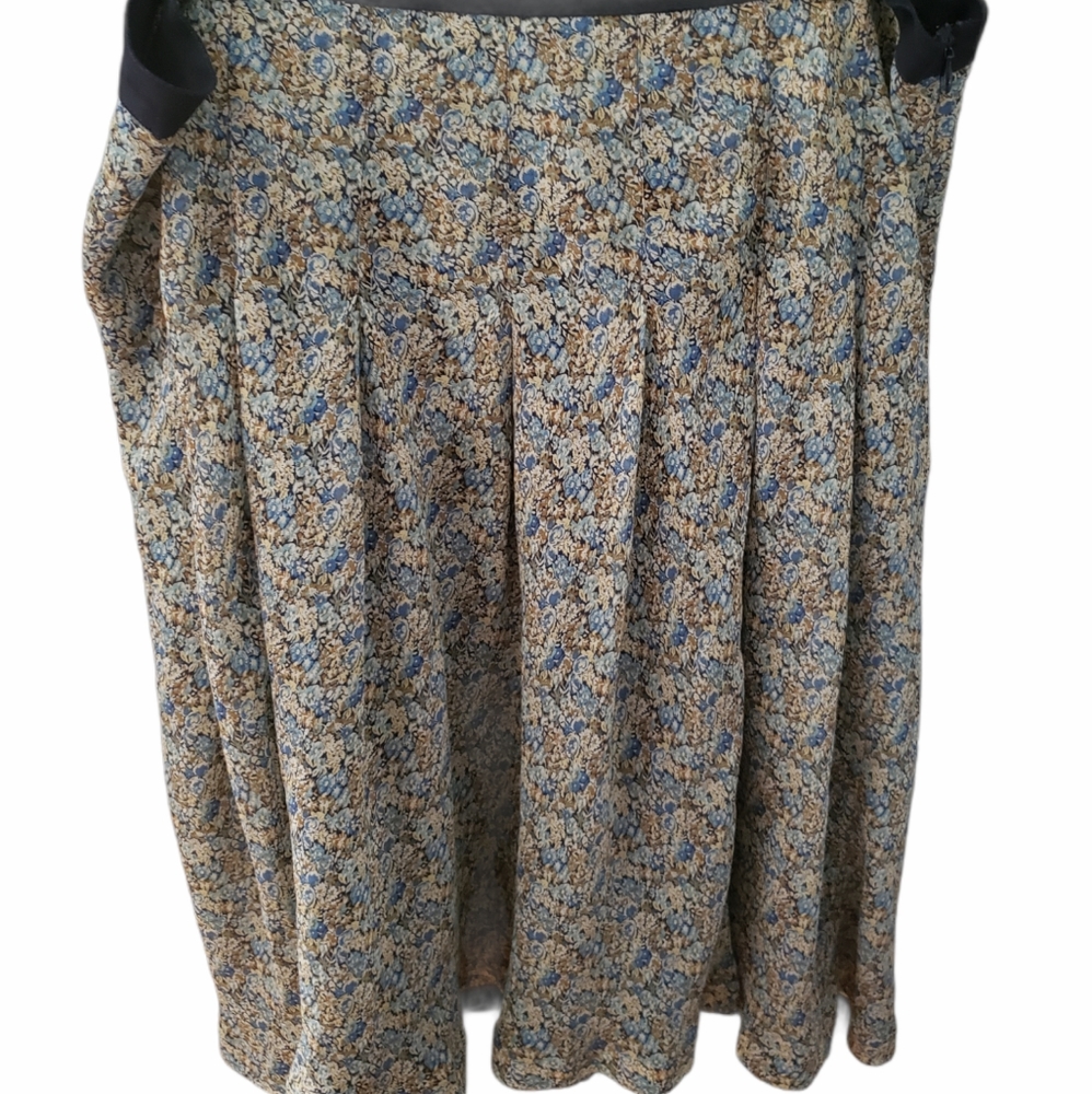 Anne Klein silk flowery skirt